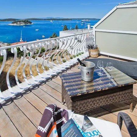 Carpe Diem Hvar Appartement *