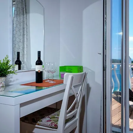 Carpe Diem Hvar Appartement *