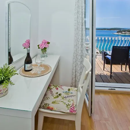 Carpe Diem Hvar *